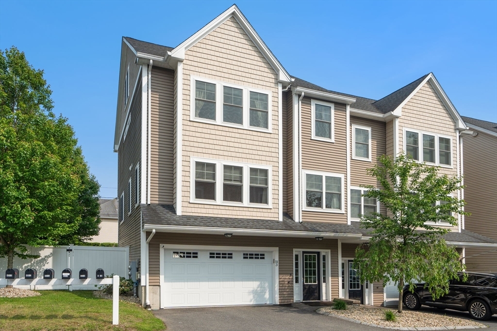 Property Photo: 51 Waltham Street 3 MA 01754