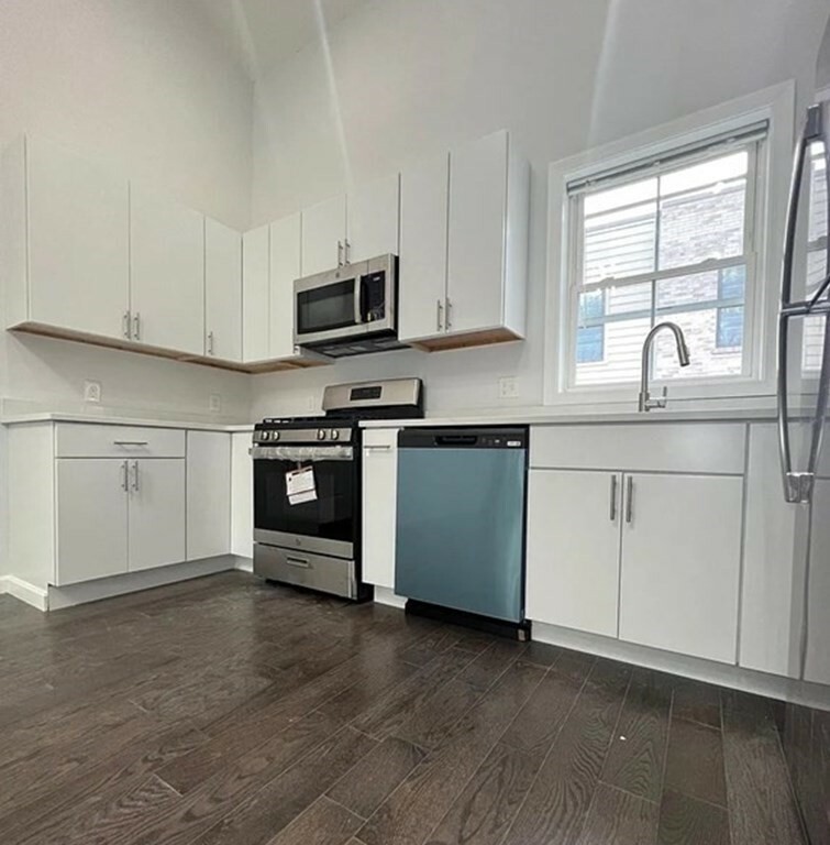 Property Photo:  599 Broadway 3R  MA 02149 