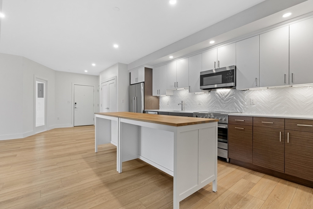Property Photo: 1948-1950 Washington St 3E MA 02118