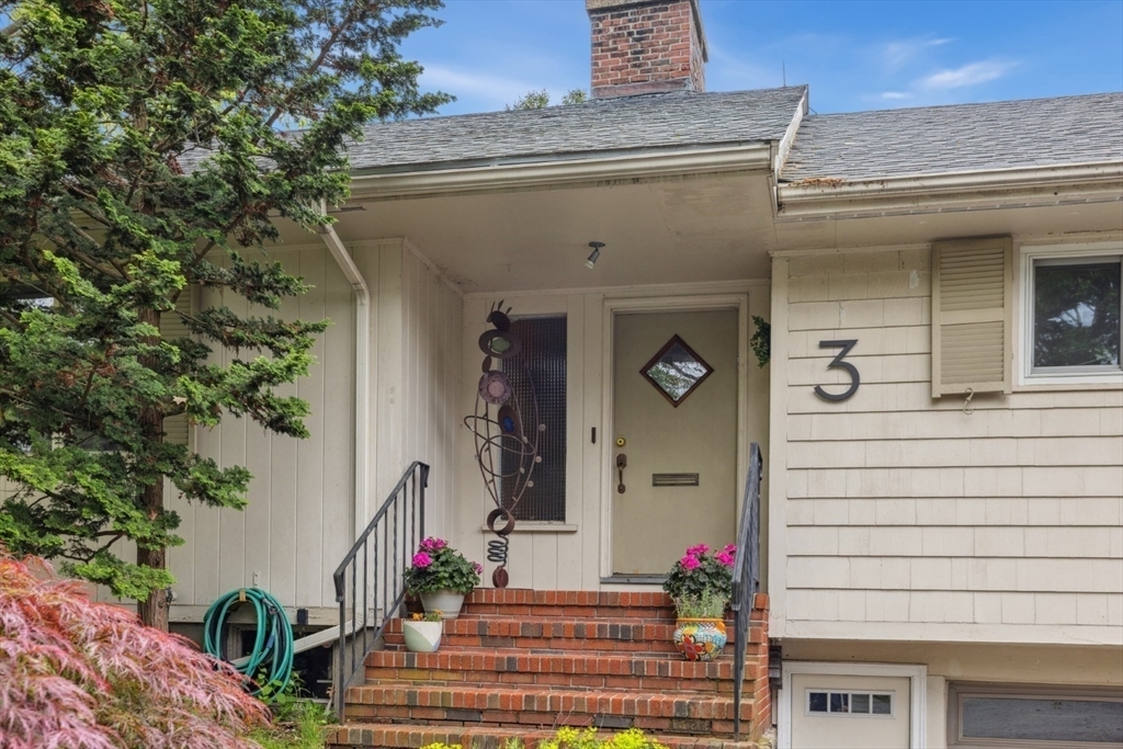 Property Photo:  3 Russett Lane  MA 02176 