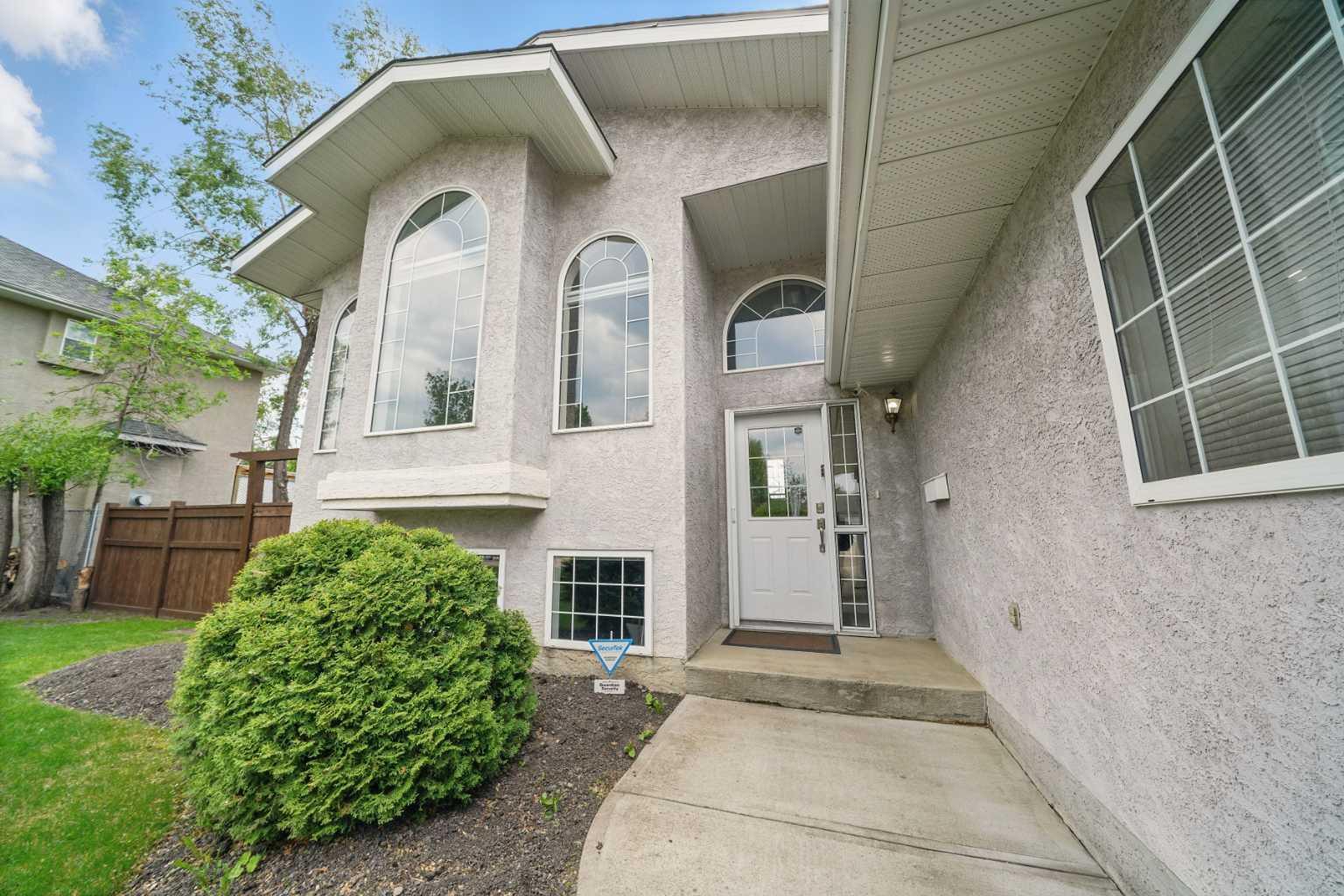 Photo de la propriété: 74 Hathaway Lane AB T4L 1T5