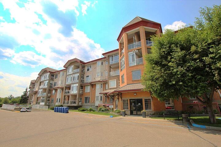4512 52 Avenue 134  Red Deer AB T4N 7B9 photo