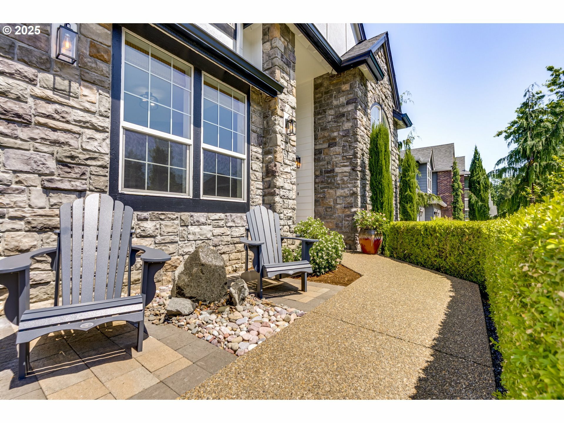 Property Photo: 3011 Sabo Ln OR 97068