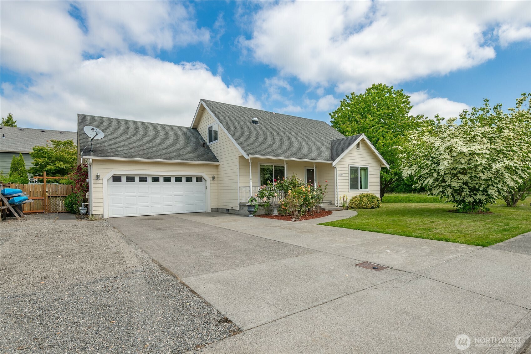 Property Photo: 1800 Pine Street WA 98264