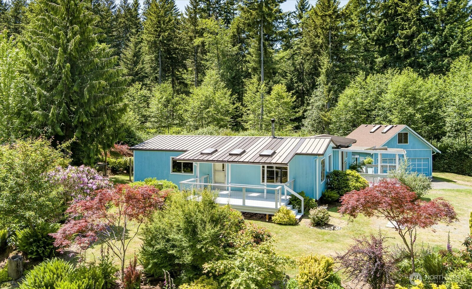 6124  Cultus Bay Road  Clinton WA 98236 photo
