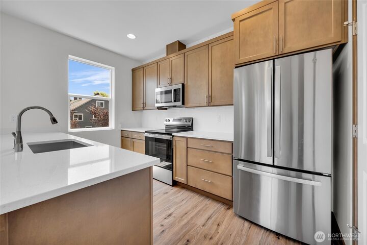 Property Photo: 1531 Virginia Avenue 2 WA 98201