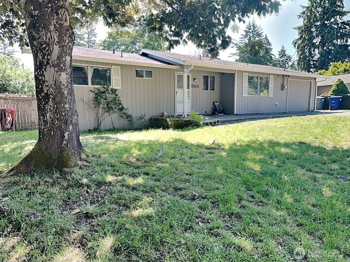Property Photo: 17103 15th Avenue E WA 98387