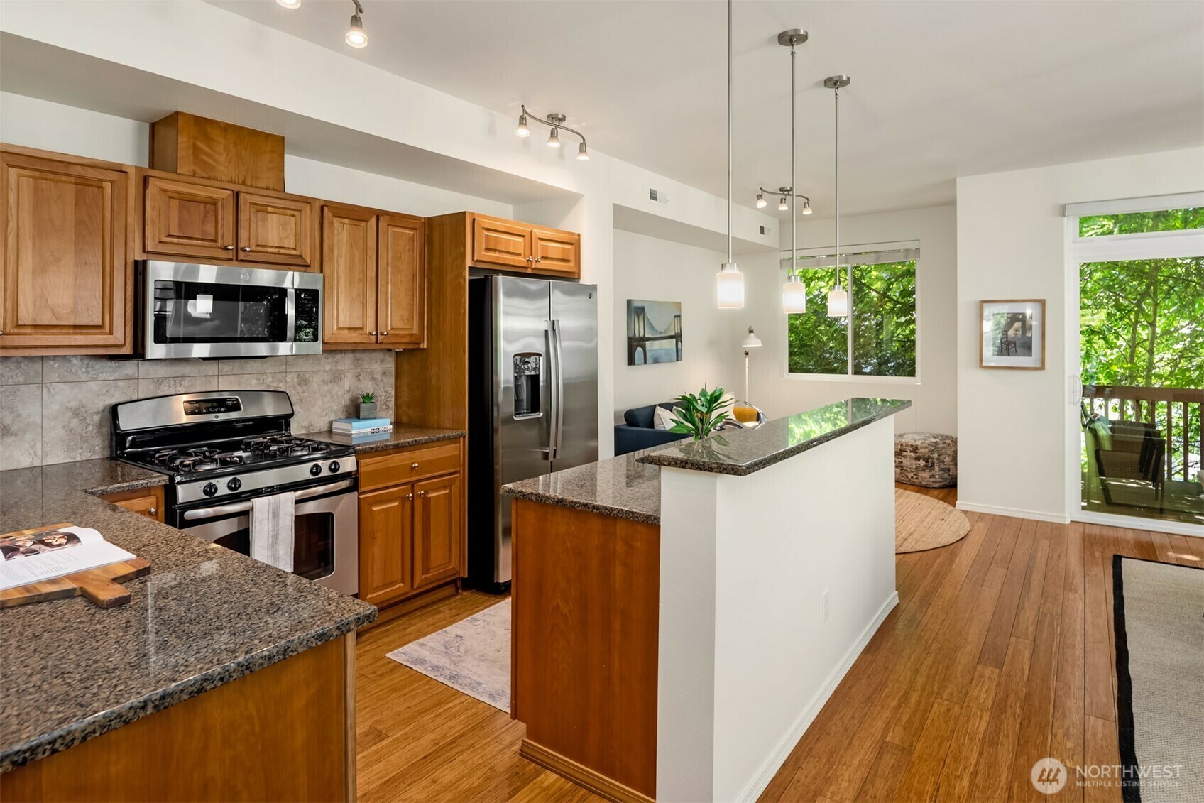 Property Photo: 1059 156th Avenue NE WA 98007