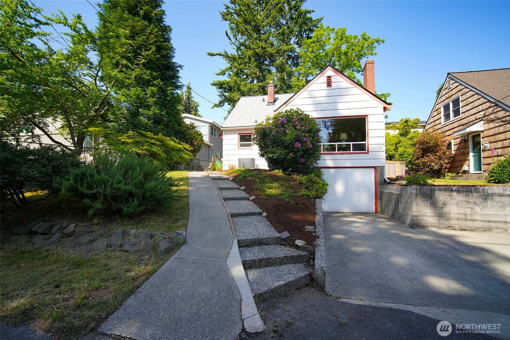 9219  15th Avenue NE  Seattle WA 98115 photo
