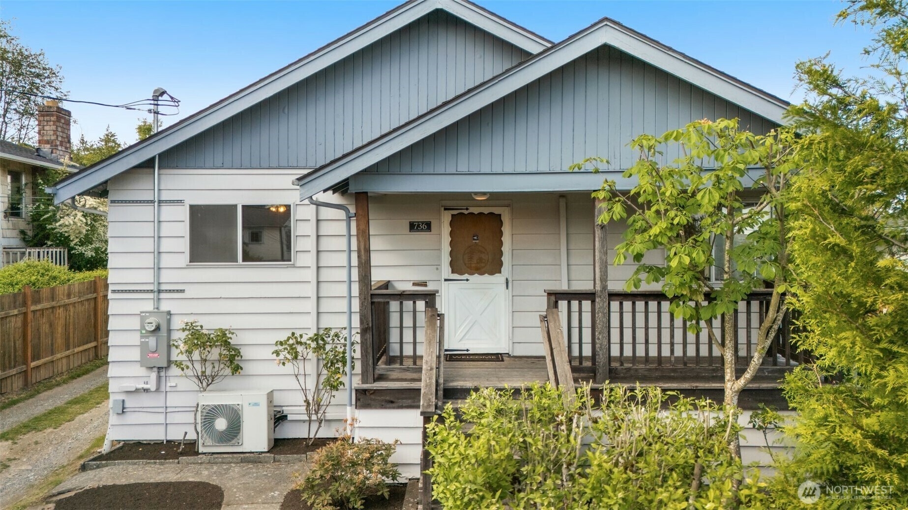 Property Photo:  736 N 96th  WA 98103 