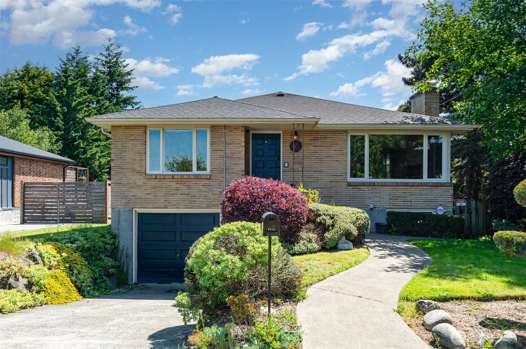 Property Photo: 9512 17th Avenue NW WA 98117