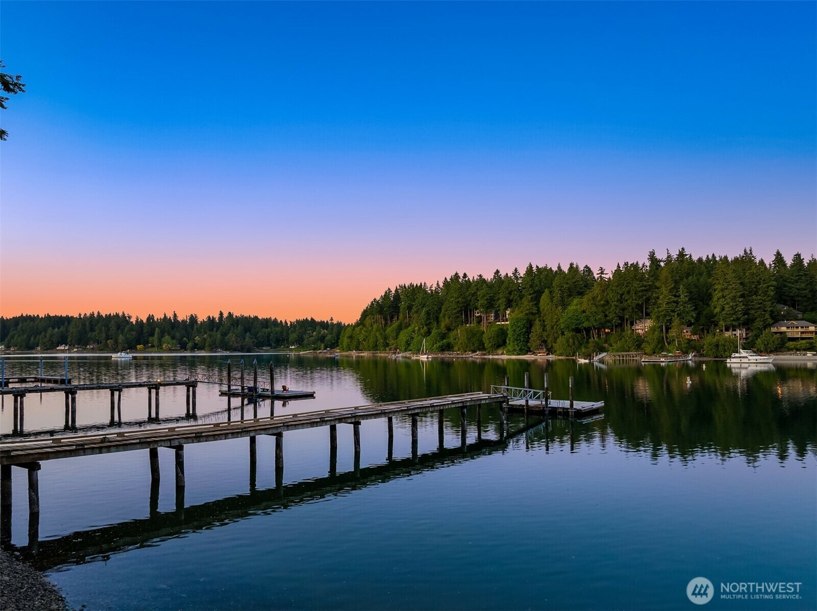 Property Photo: 11710 Arrow Point Drive NE WA 98110