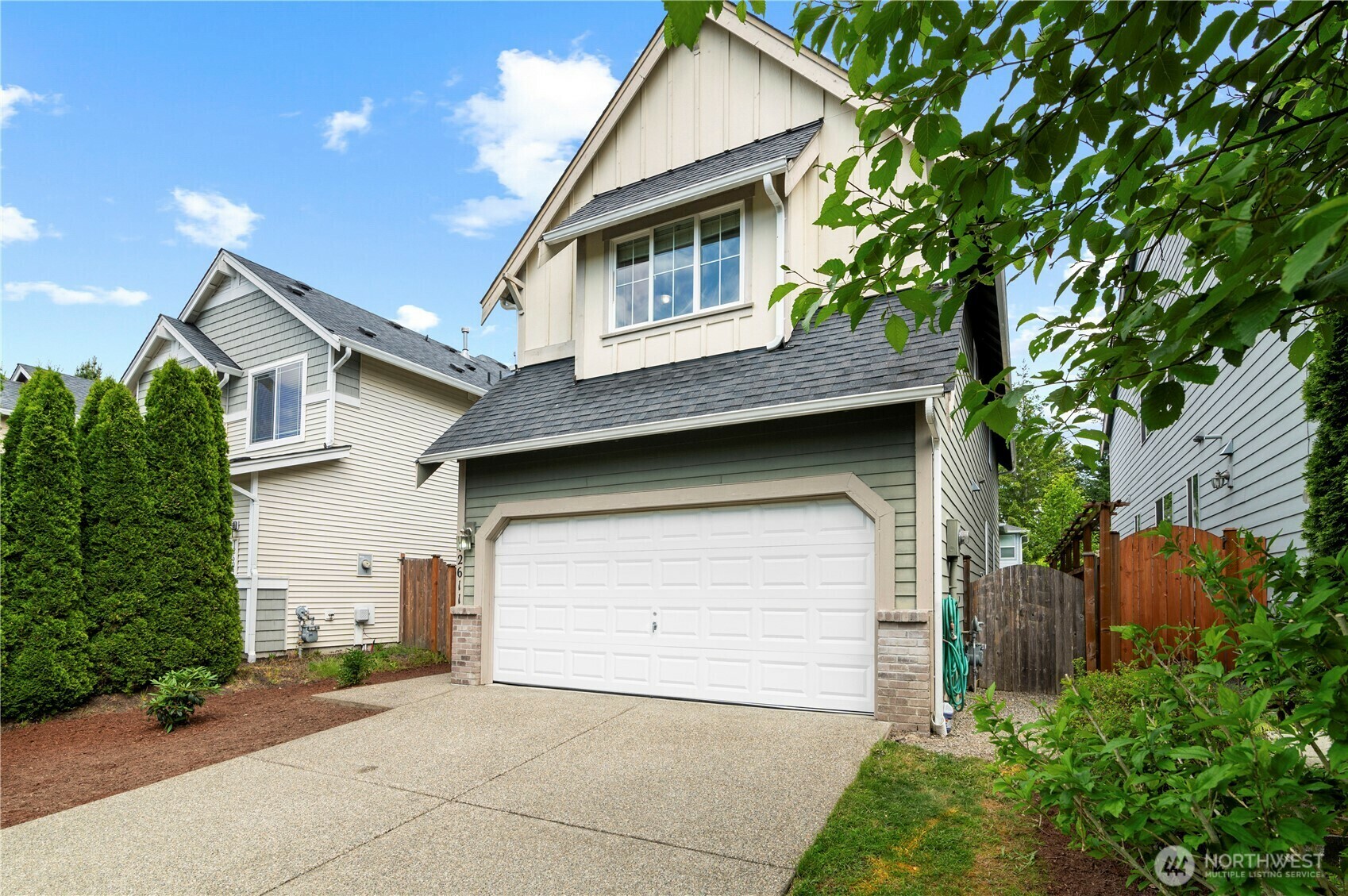 Property Photo: 12611 13th Avenue SE WA 98208