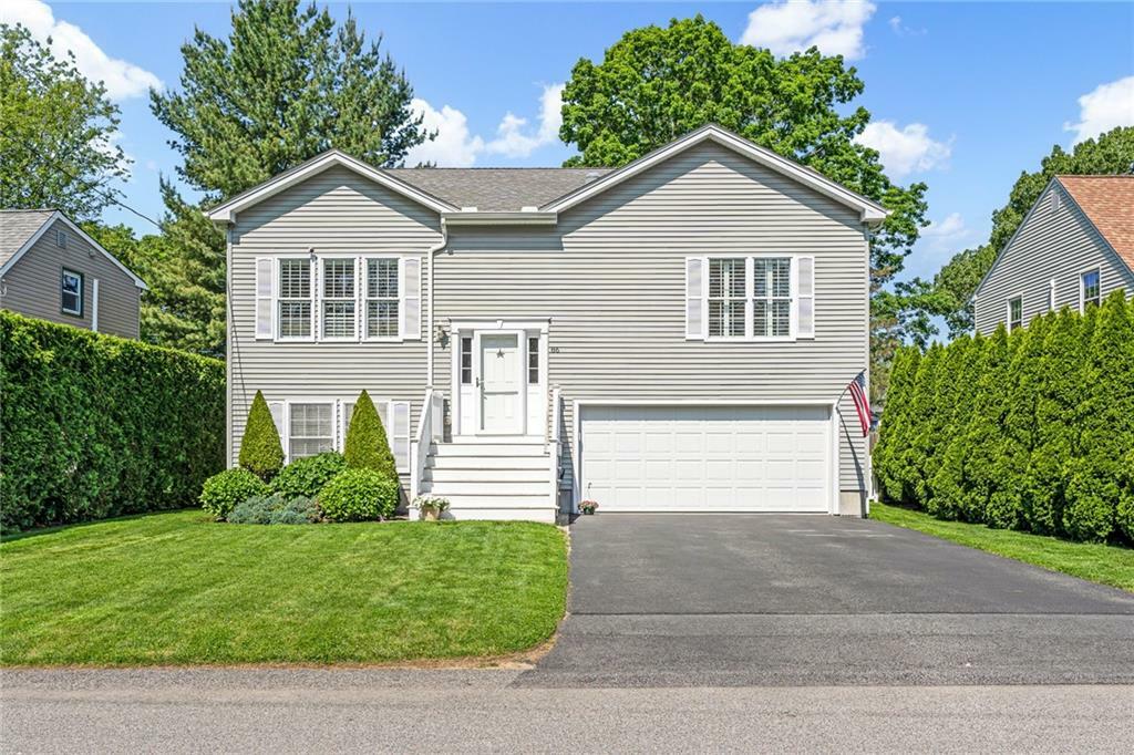 Property Photo: 86 Inkberry Trail RI 02882
