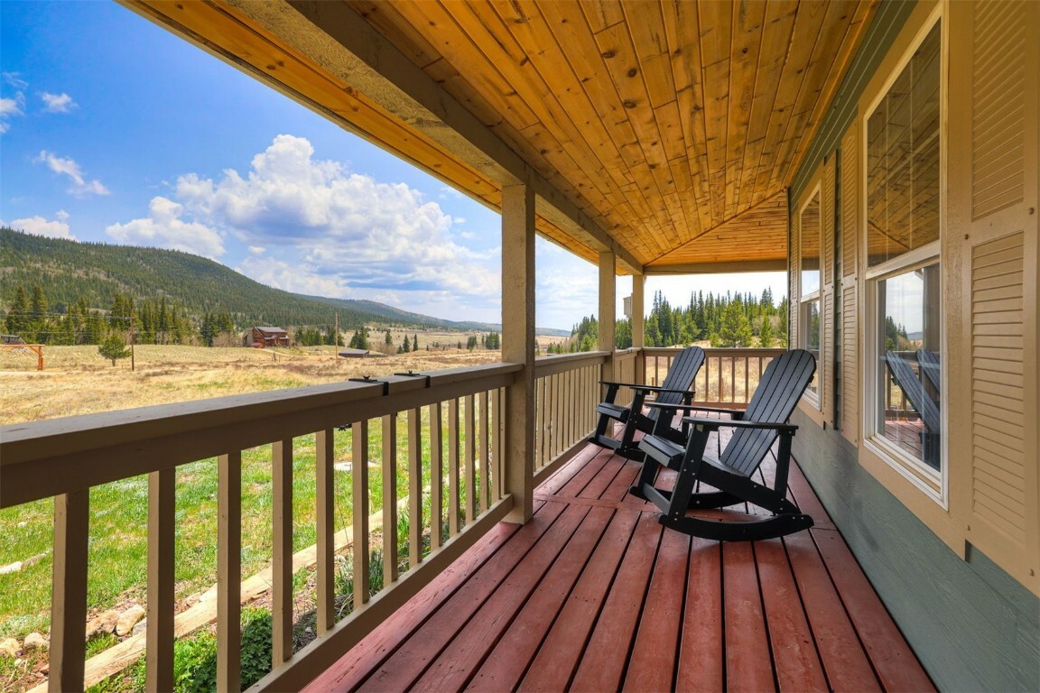 Property Photo: 261 County Road 6 CO 80420