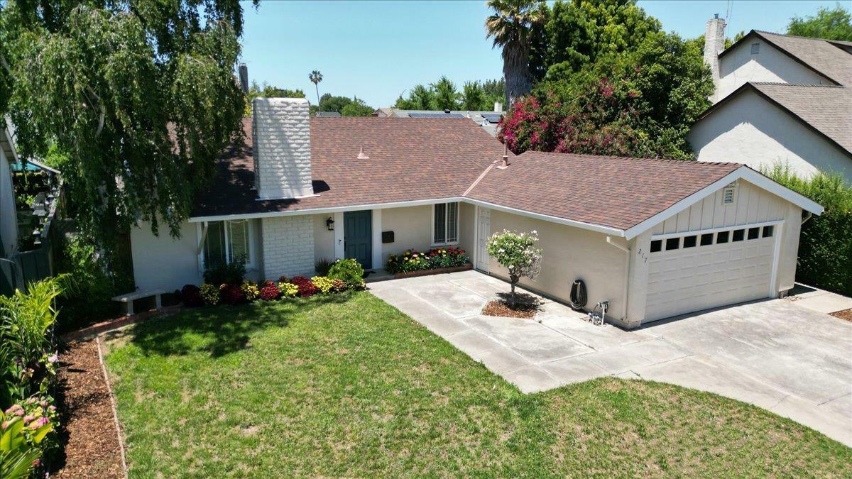 Property Photo: 217 Burning Tree Drive CA 95119