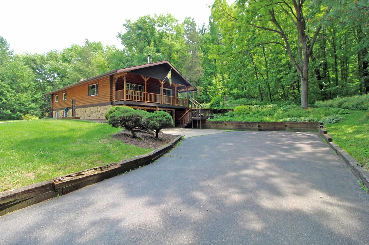 Property Photo: 7463 Loy Road WI 53503