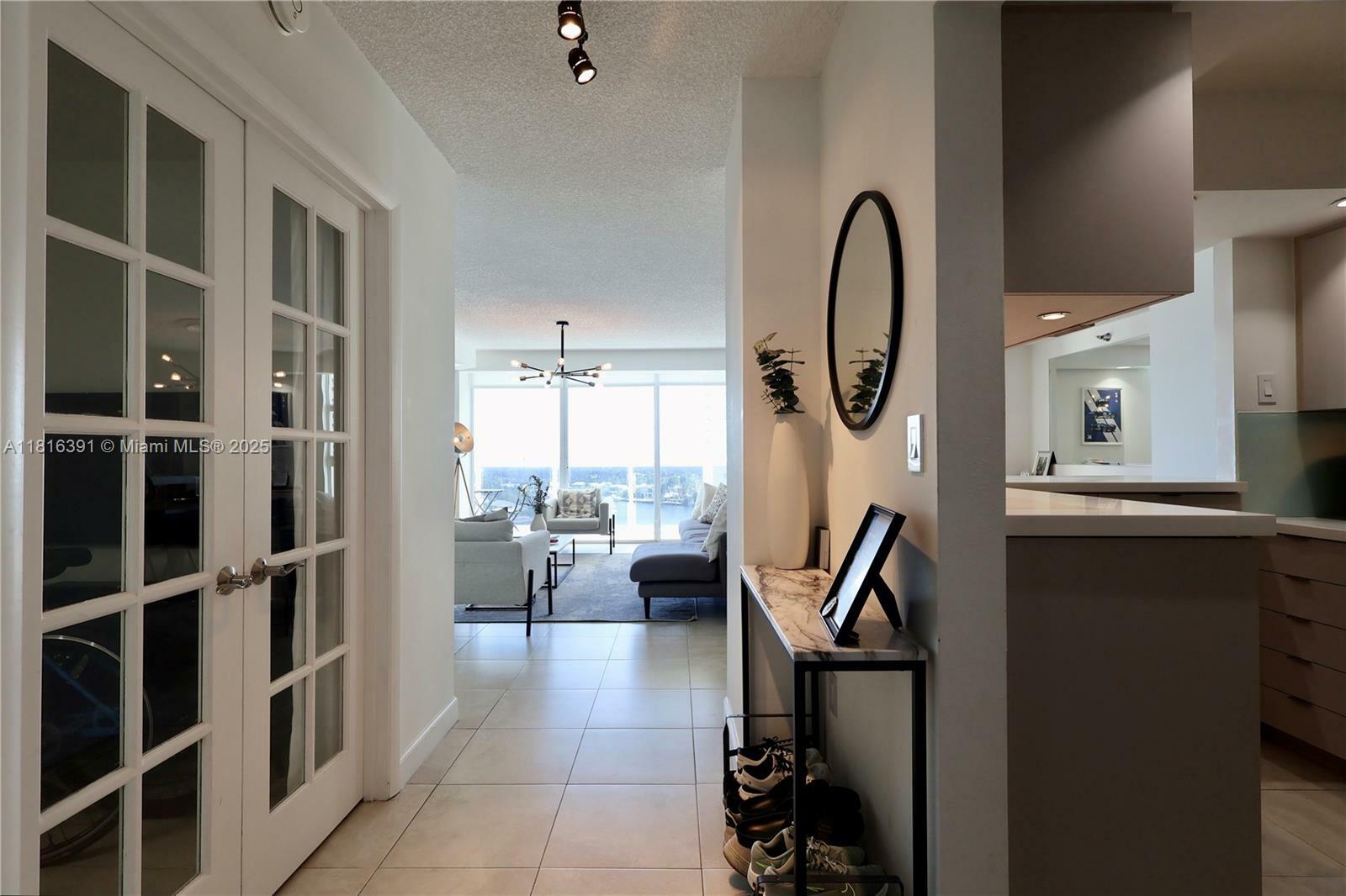 Property Photo: 20505 E Country Club Dr 1237 FL 33180