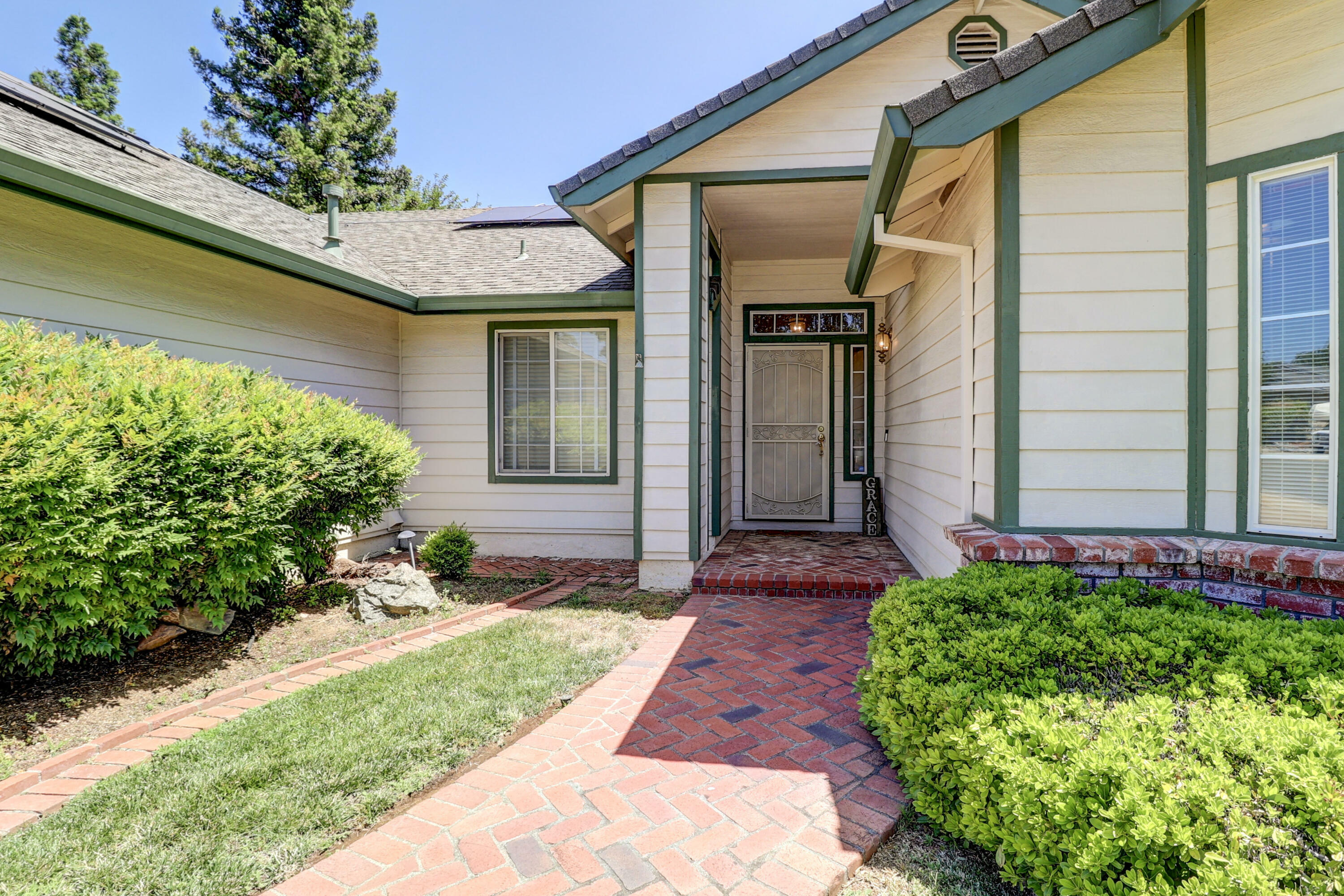 Property Photo: 3097 Butterfly Lane CA 96019