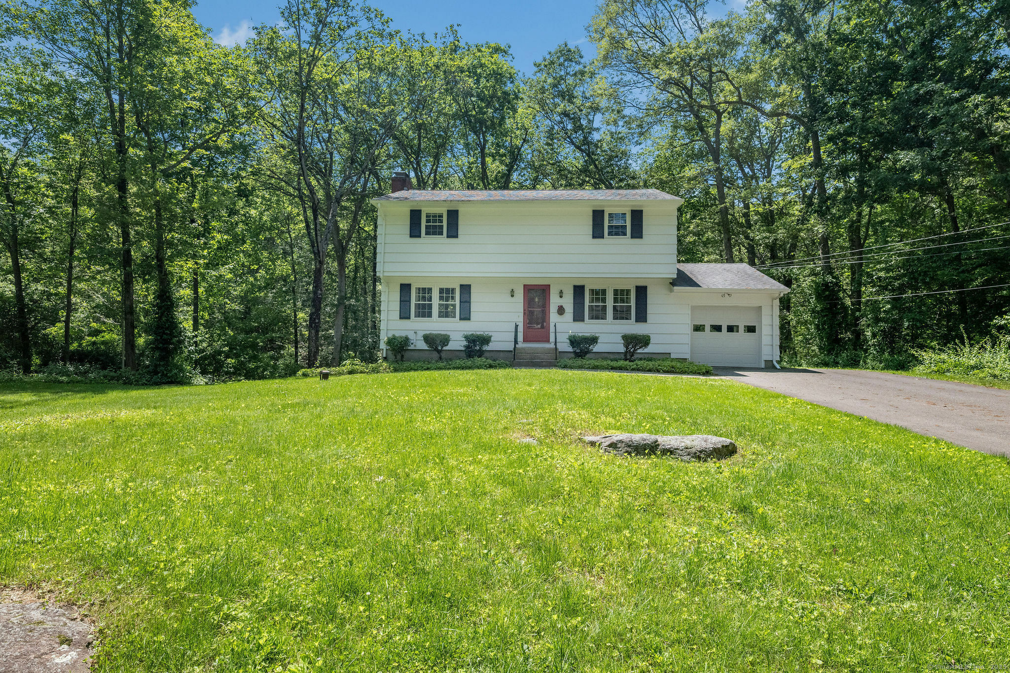 Property Photo: 32 Nutmeg Lane CT 06443