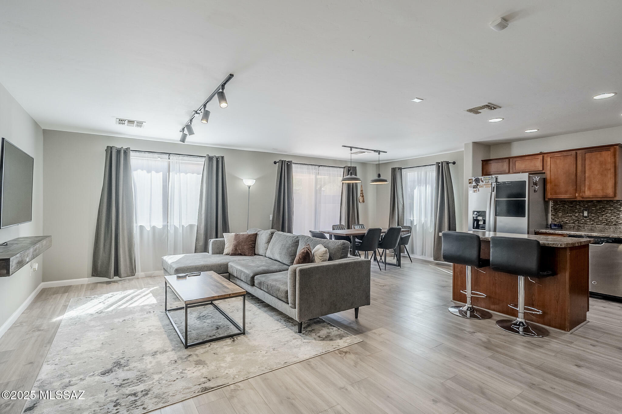 Property Photo:  14304 S Camino El Galan  AZ 85629 