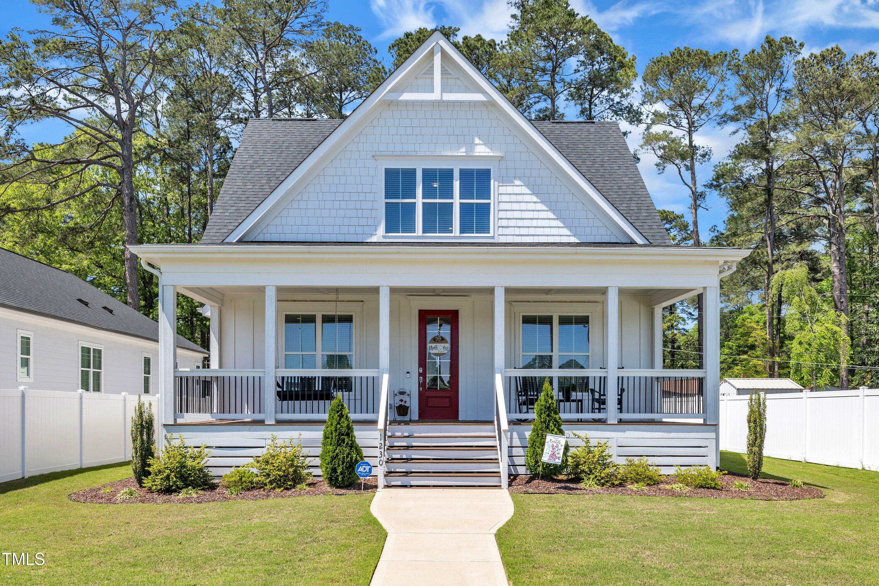 Property Photo: 1230 S 2nd Street NC 27577