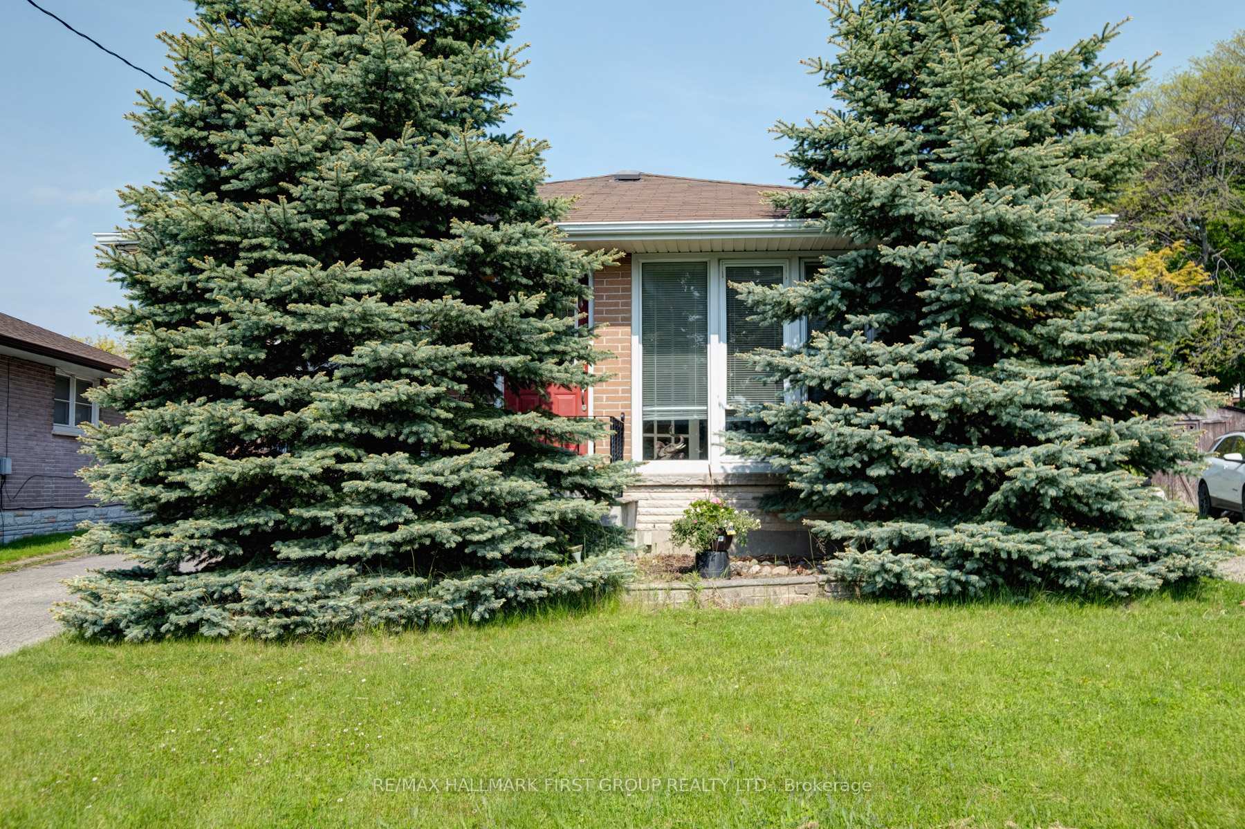 Photo de la propriété: 1235 Meadowvale Street ON L1H 4E8