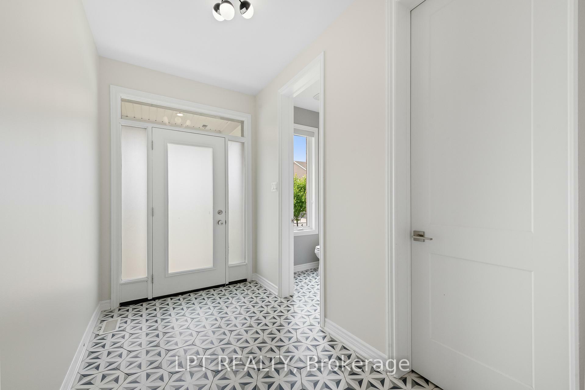 Property Photo:  165 Celestial Grove  ON K2J 6R6 