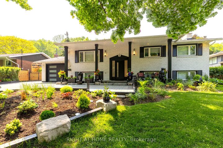 Property Photo:  212 Lockhart Drive  ON L2T 1X1 