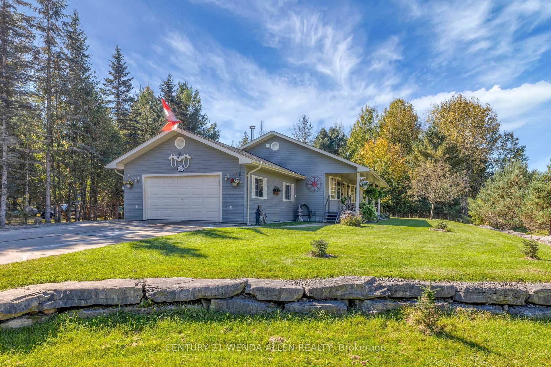 Property Photo: 134 Halbiem Crescent ON K0M 1S0