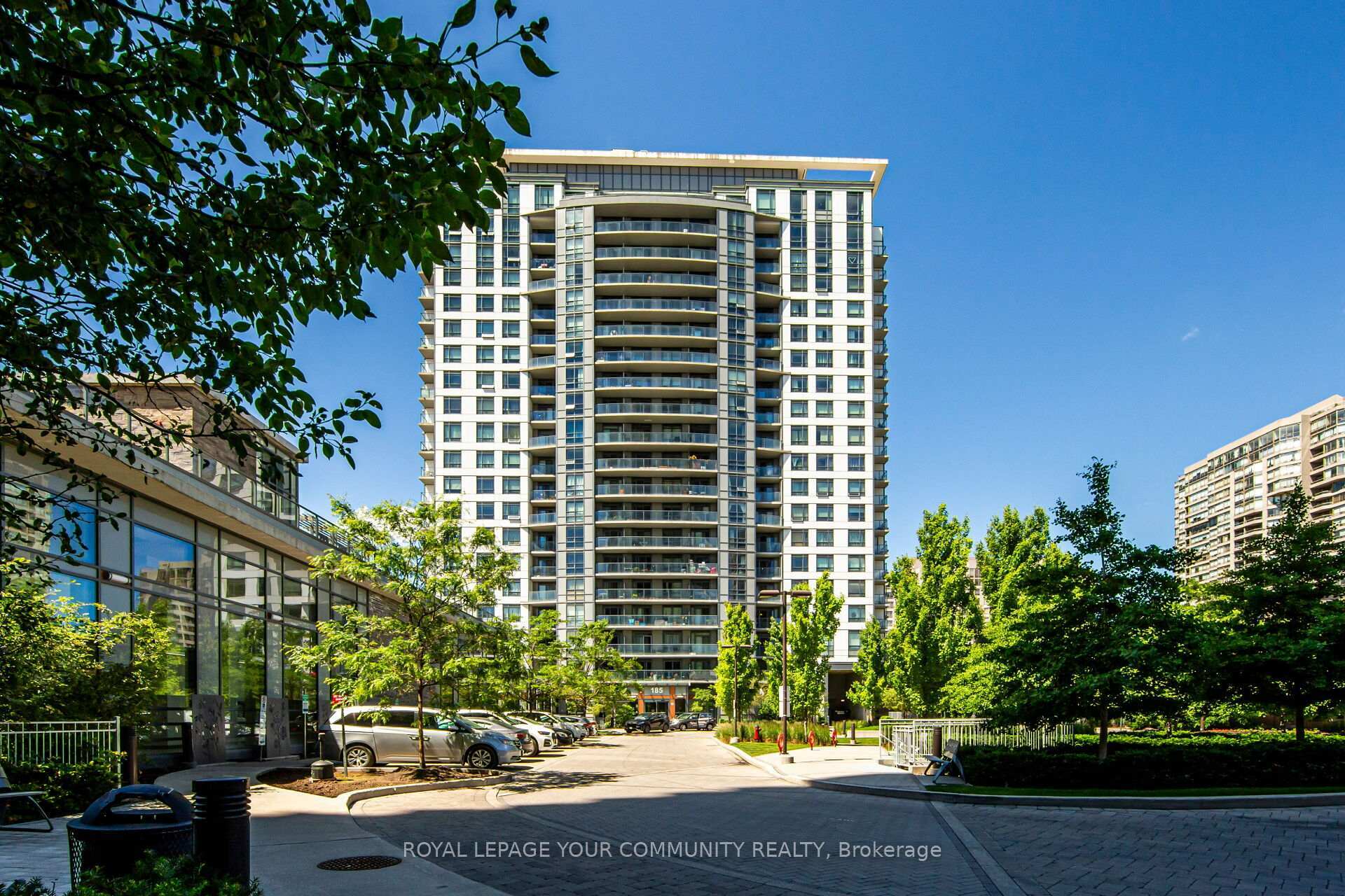 Property Photo: 185 Bonis Avenue 802 ON M1T 0A4