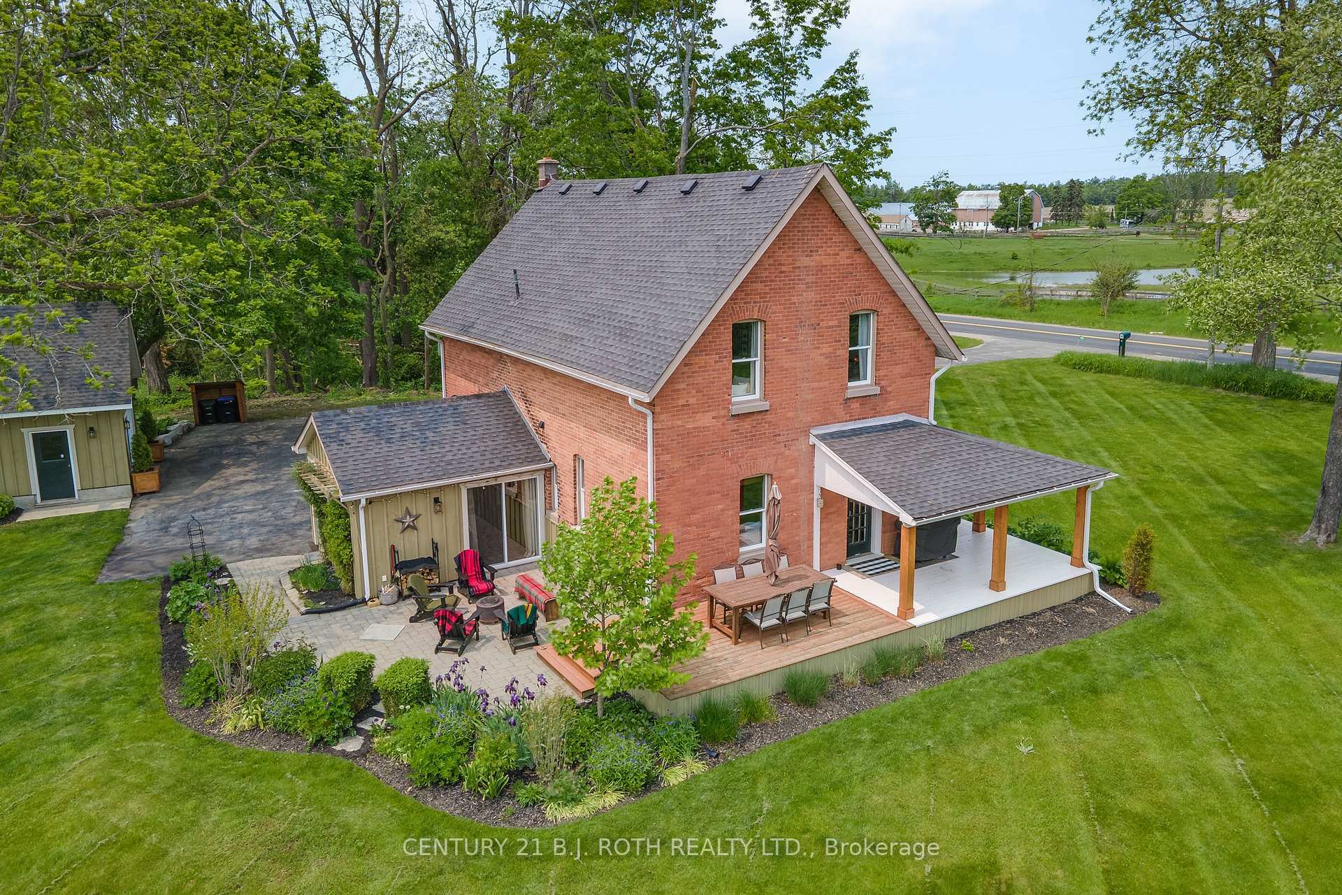 Property Photo: 1091 Big Bay Point Road ON L9S 2N6
