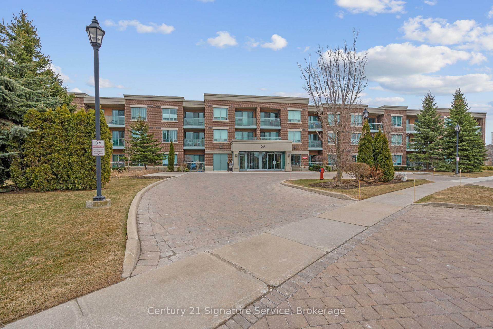 Property Photo: 25 Via Rosedale Way 212 ON L6R 3J8