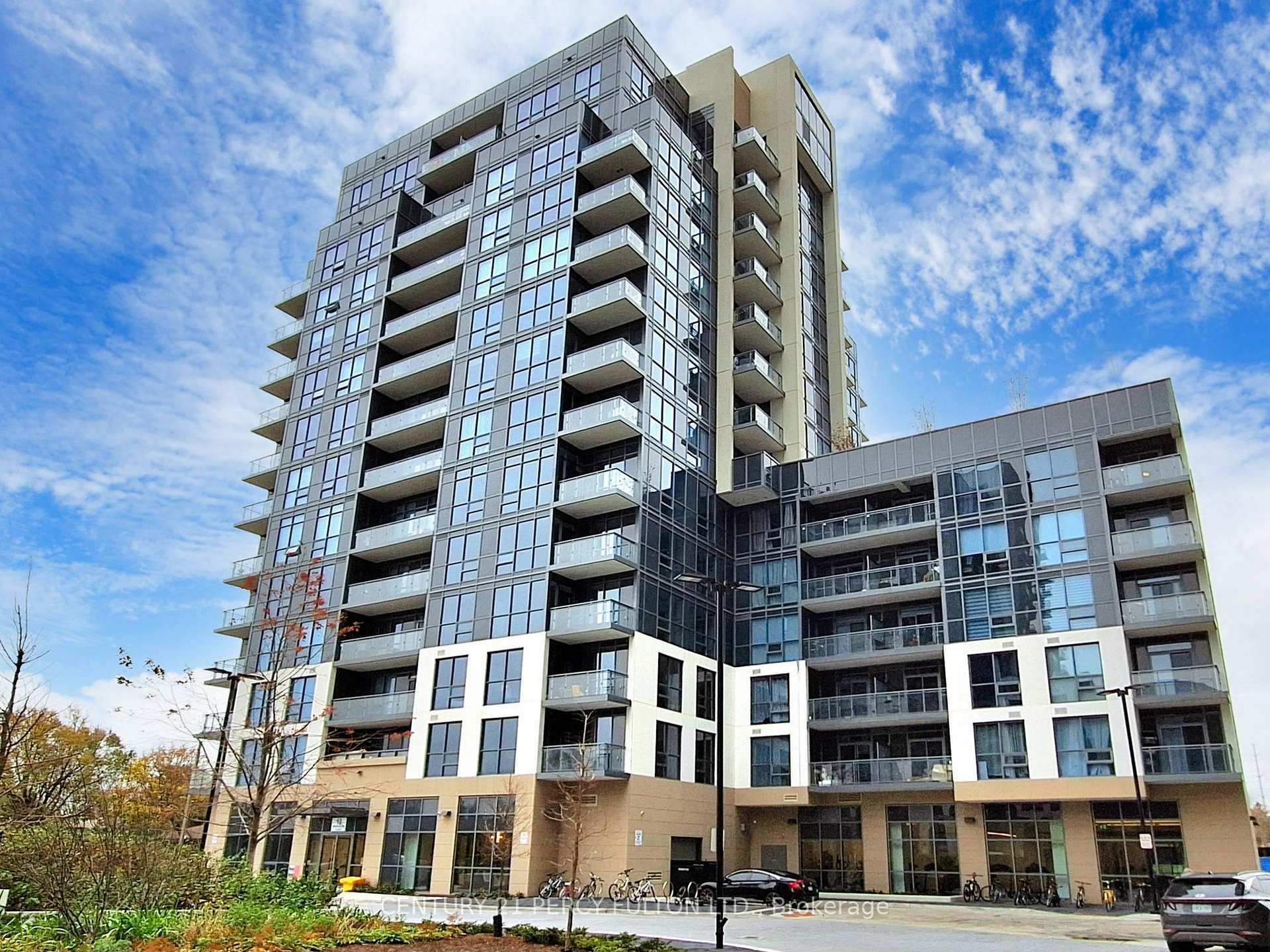 Property Photo: 10 Meadowglen Place Lph 01 ON M1G 0A8