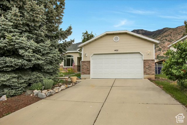 Property Photo: 1422 N Fowler Ave E UT 84404