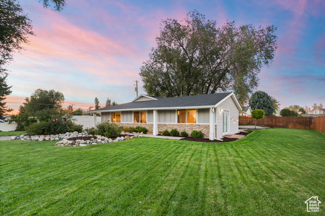 Property Photo: 807 E La Dore Dr UT 84107