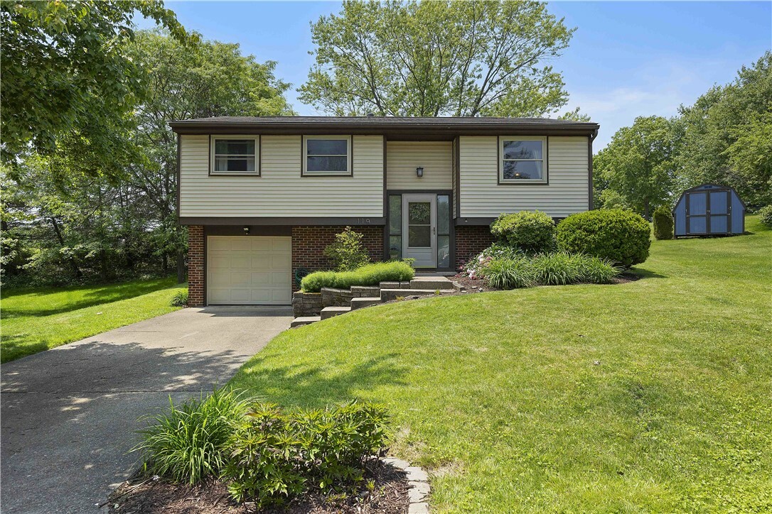 Property Photo: 119 Summit Ridge Dr PA 15017