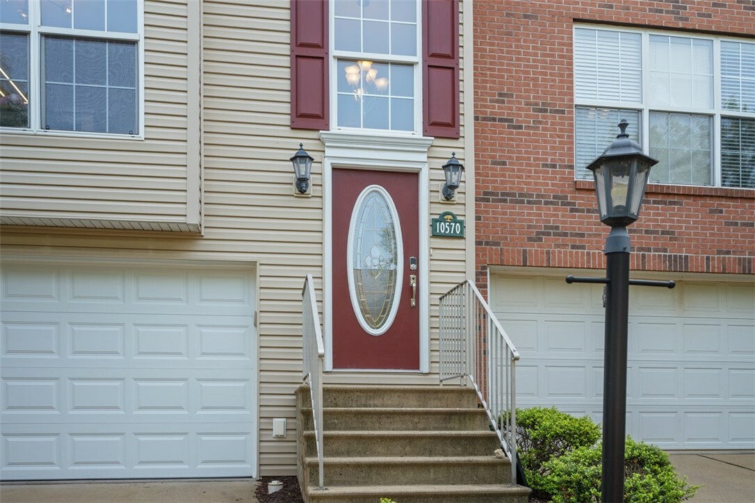 Property Photo: 10570 Cherry Grove Court PA 15090