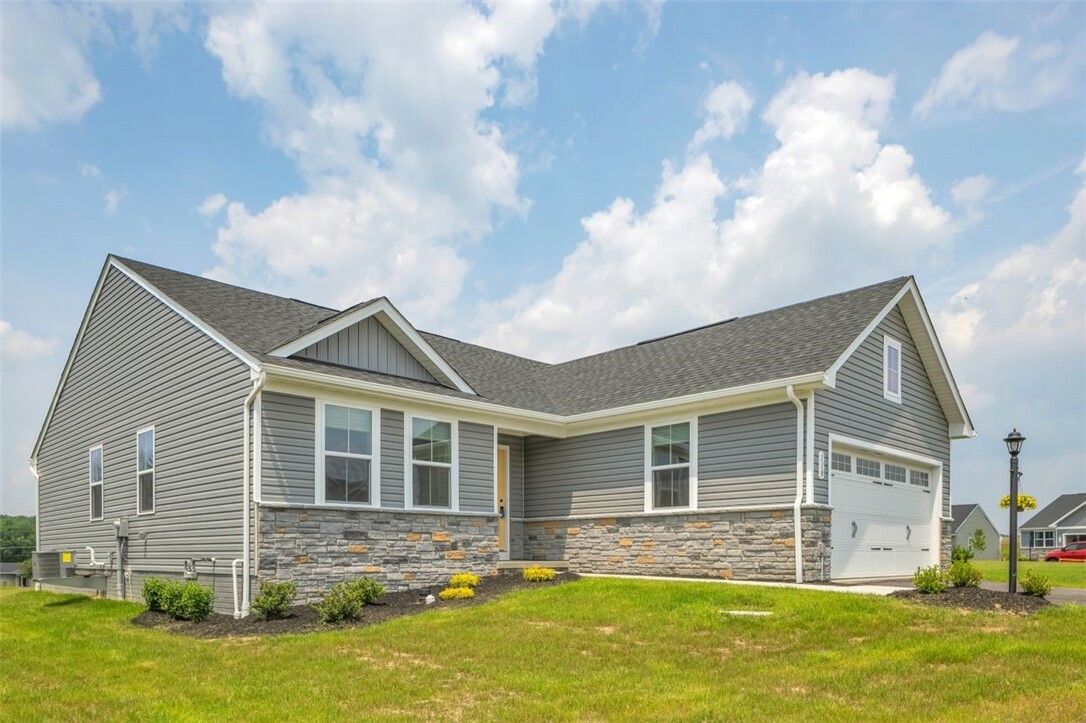 Property Photo: 110 Dominic Dr PA 16001