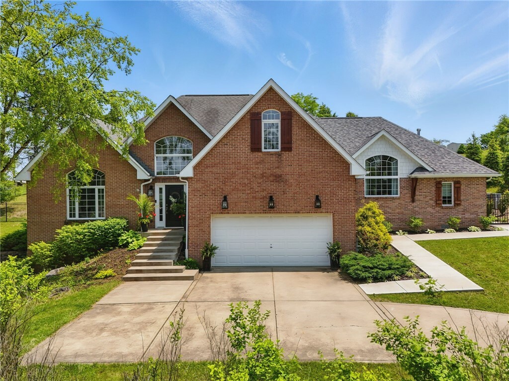 Property Photo: 707 Kathleen Dr PA 15025