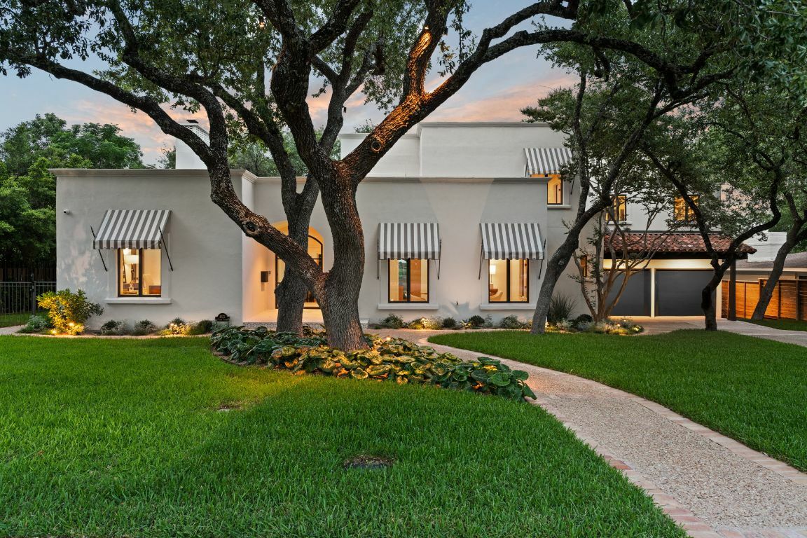 Property Photo: 4622 Lake View Drive TX 78731