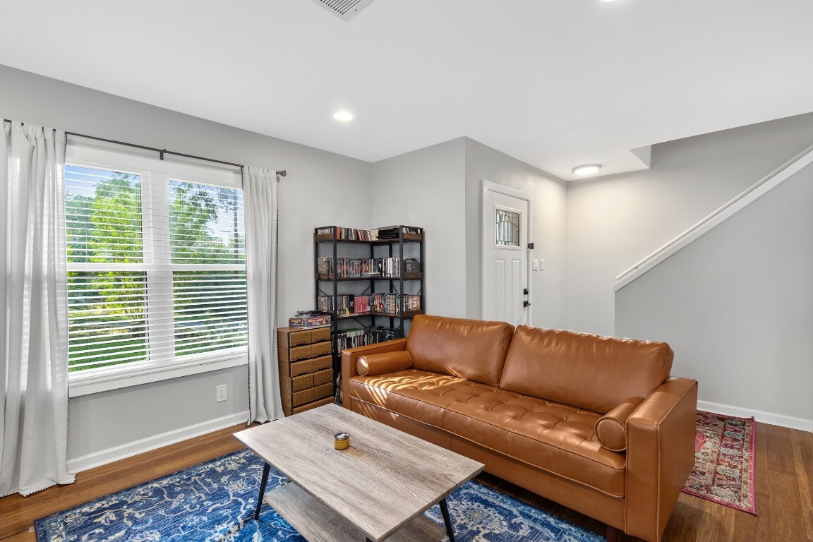 Property Photo: 5205 Buffalo Pass TX 78745