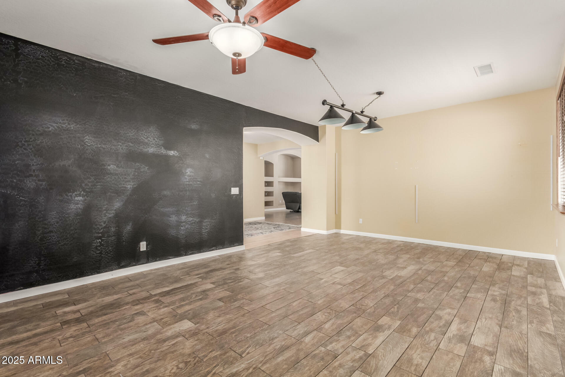 Property Photo: 8256 W Bloomfield Road AZ 85381
