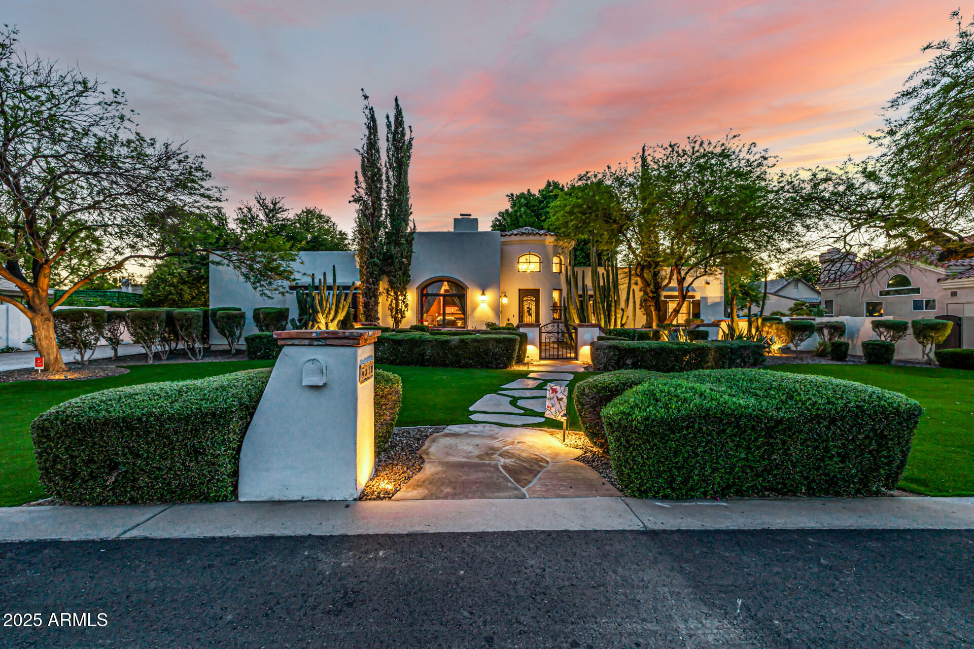 9310 S Bala Drive  Tempe AZ 85284 photo