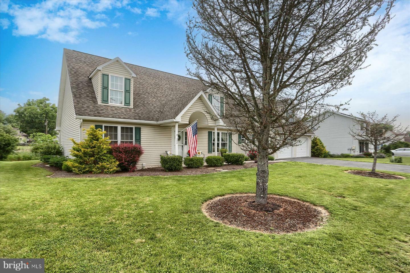 Property Photo: 300 Barnett Street PA 17068