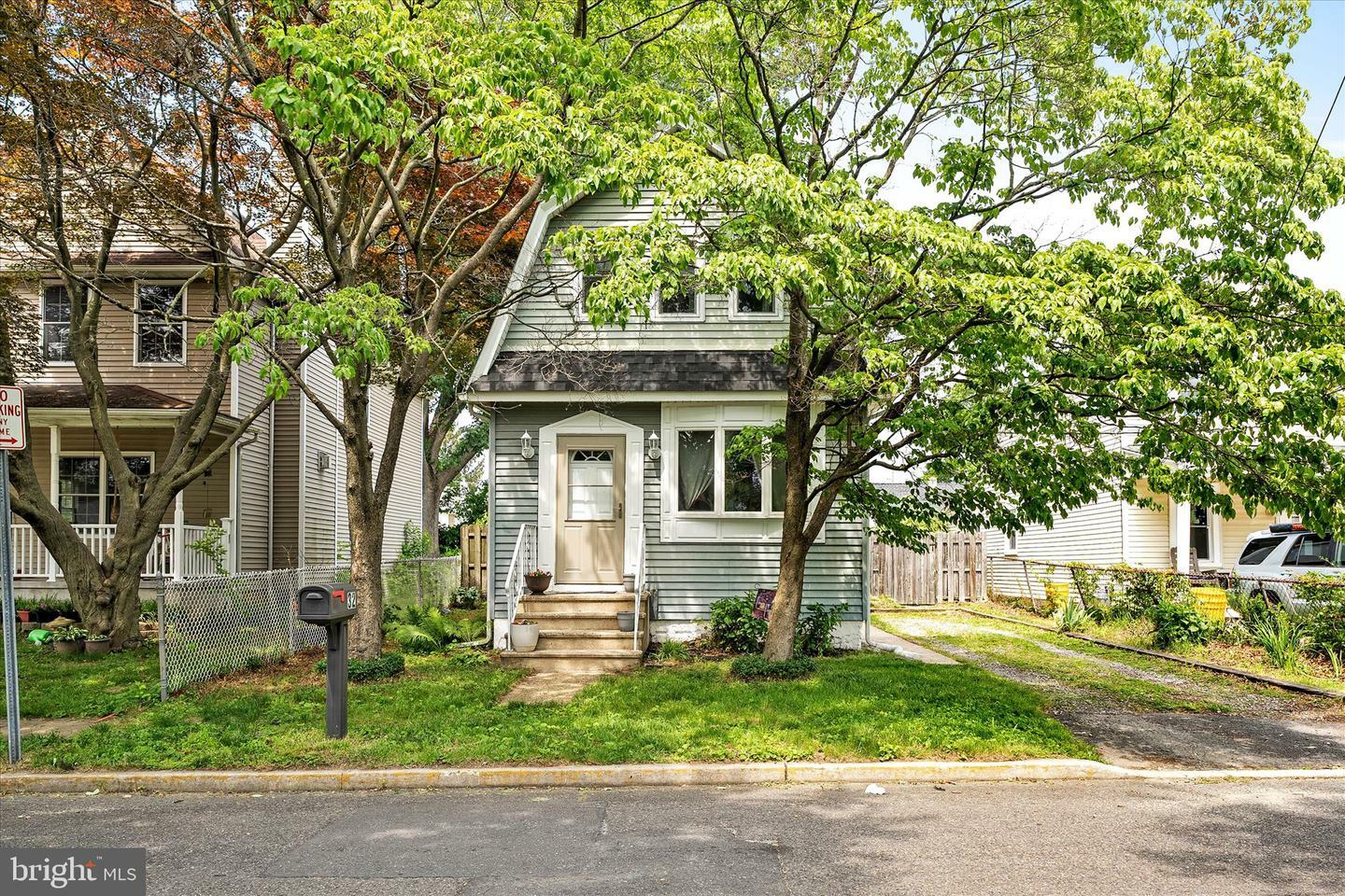 Property Photo:  32 Victoria Avenue  NJ 08610 