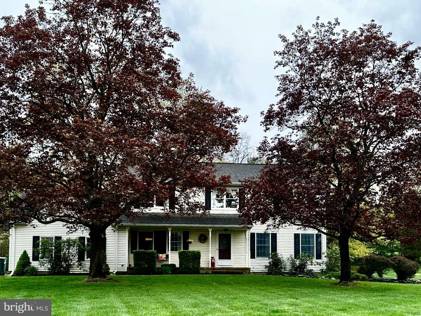 201 Carol Jean Way W  Branchburg Twp NJ 8876 photo