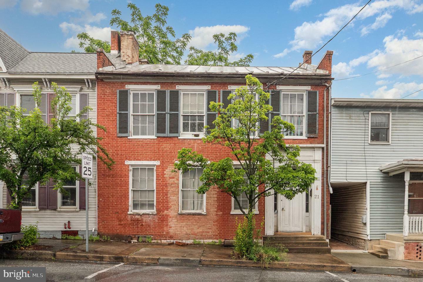 Property Photo: 21 E Main Street PA 17241