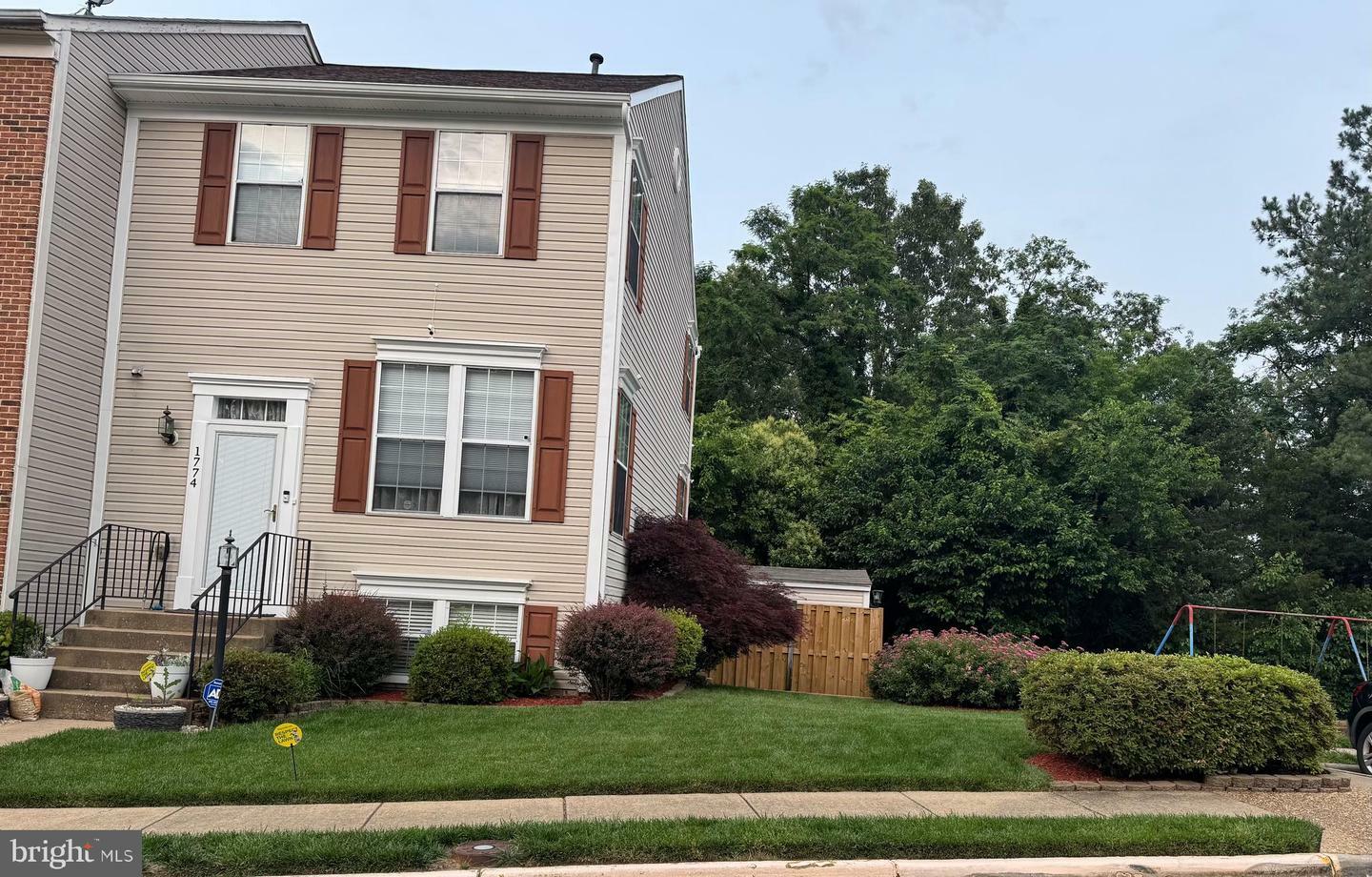 Property Photo: 1774 Wigglesworth Way VA 22191
