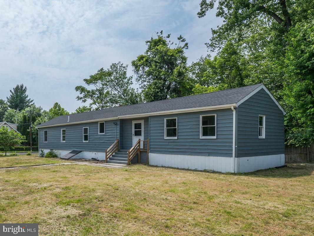 Property Photo: 624 Hunt Avenue NJ 08610